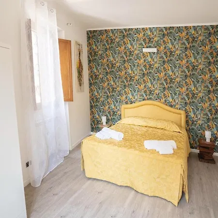 Torpigna Rainbow Apartament *